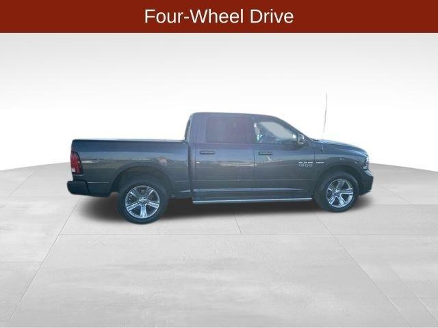 RAM 1500 Sport Crew Cab SWB 4WD 2017