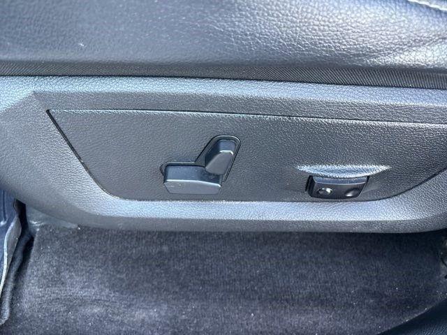 RAM 1500 Sport Crew Cab SWB 4WD 2017