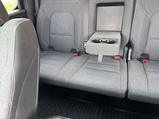 RAM 1500 Big Horn Crew Cab SWB 4WD 2020