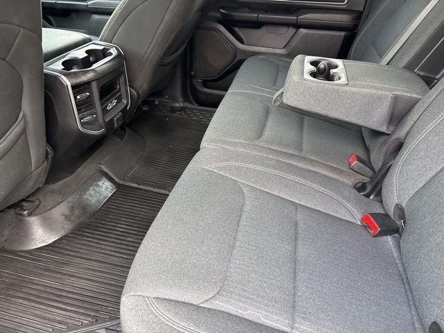 RAM 1500 Big Horn Crew Cab SWB 4WD 2020