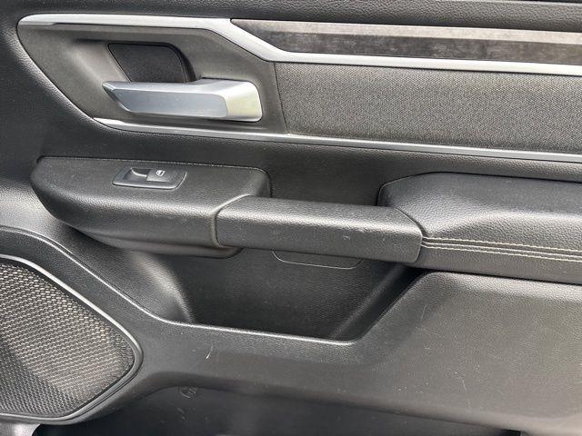 RAM 1500 Big Horn Crew Cab SWB 4WD 2020