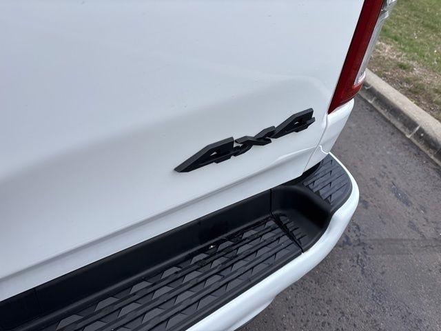 RAM 1500 Big Horn Crew Cab SWB 4WD 2020