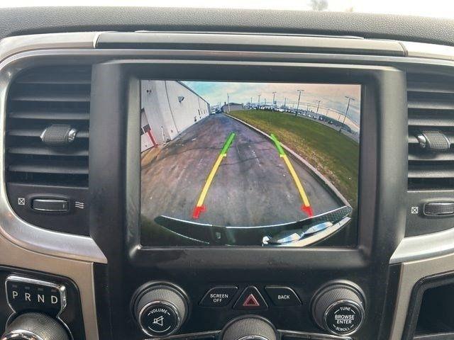 RAM 1500 SLT Crew Cab SWB 4WD 2017