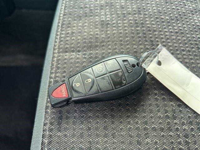 RAM 1500 SLT Crew Cab SWB 4WD 2017