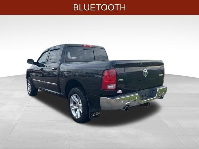 RAM 1500 SLT Crew Cab SWB 4WD 2017