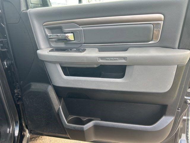 RAM 1500 SLT Crew Cab SWB 4WD 2017