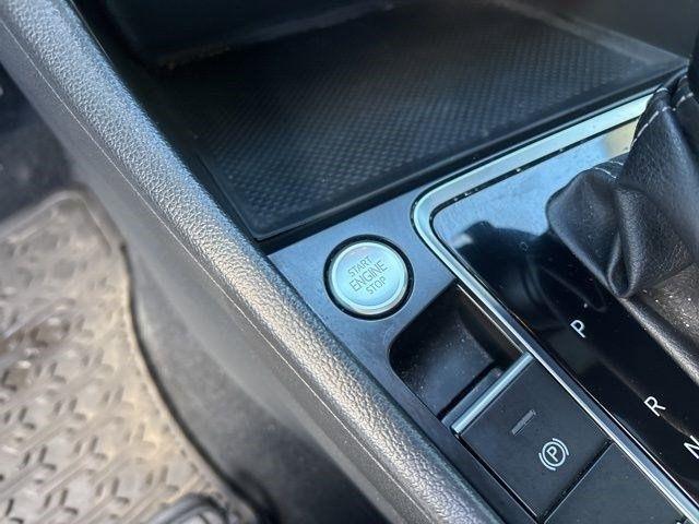 Volkswagen Jetta 1.4T R-Line 8A 2021