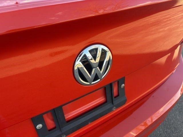 Volkswagen Jetta 1.4T R-Line 8A 2021