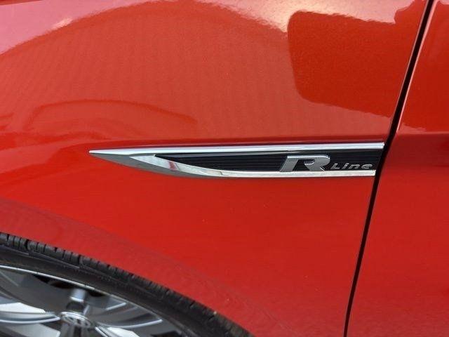 Volkswagen Jetta 1.4T R-Line 8A 2021