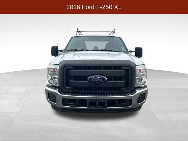 Ford F-250 SD XL Crew Cab 2WD 2016