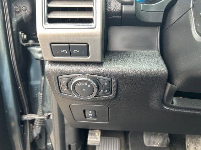 Ford F-150 Platinum SuperCrew 6.5-ft. Bed 4WD 2015