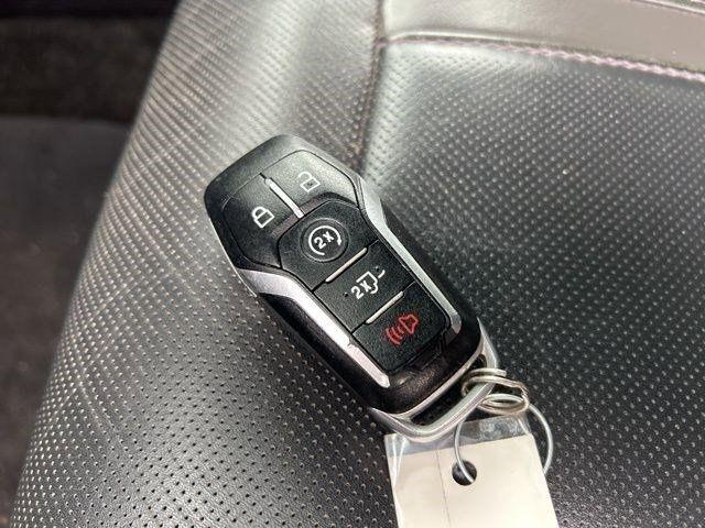 Ford F-150 Platinum SuperCrew 6.5-ft. Bed 4WD 2015