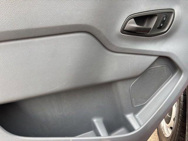 Ford Transit 150 Wagon Low Roof XL 60/40 Pass. 130-in. WB 2018