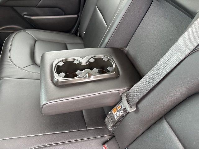 GMC Canyon Elevation Crew Cab 4WD 2022