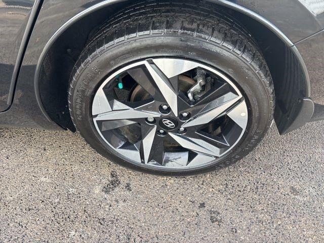 Hyundai Elantra SEL 2023