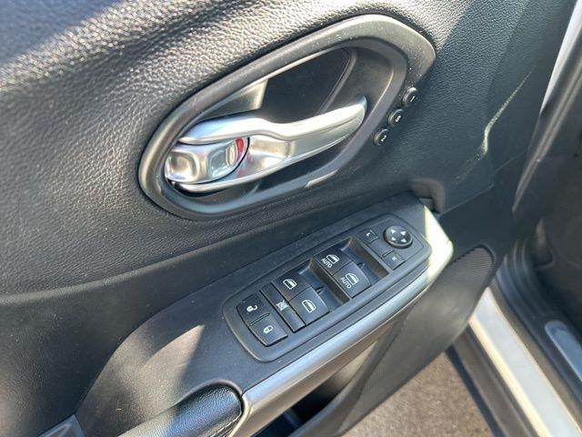 Jeep Cherokee Limited 4WD 2020