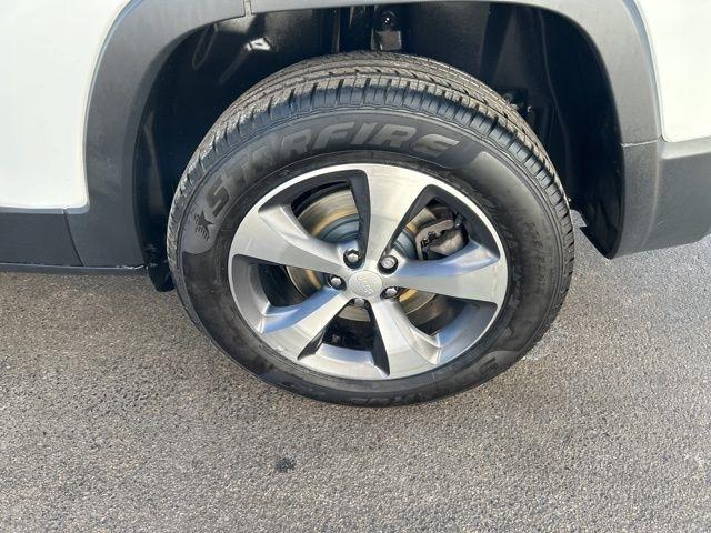 Jeep Cherokee Limited 4WD 2020