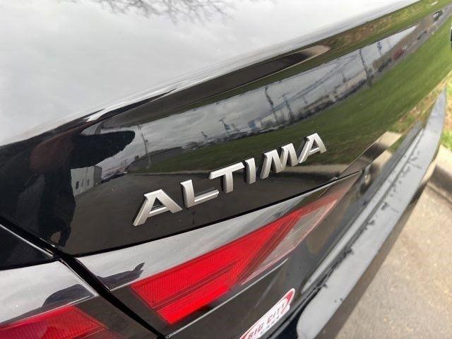 Nissan Altima 2.5 SV 2023