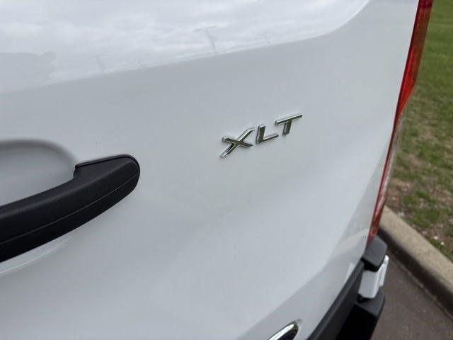 Ford Transit 350 Wagon Low Roof XL w/Sliding Pass. 148-in. WB 2023