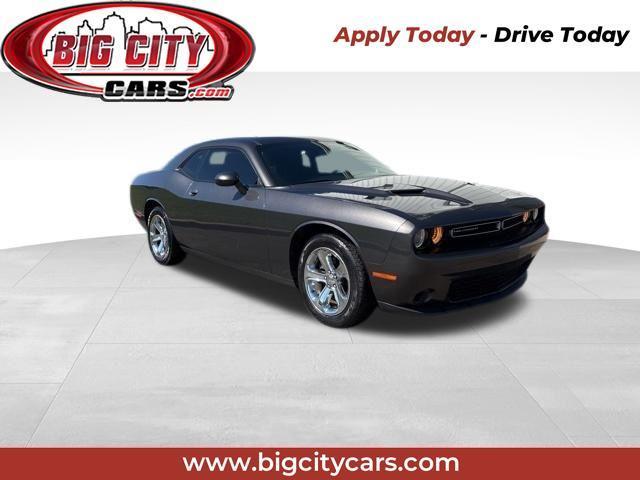 2016 Dodge Challenger SXT