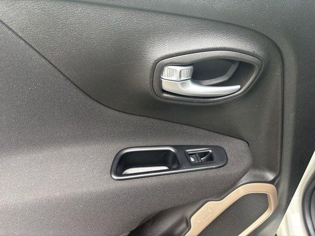 Jeep Renegade Latitude 4WD 2017