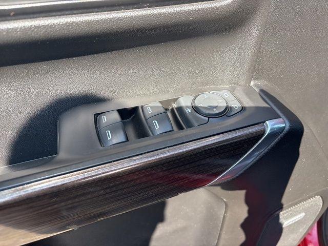 Chevrolet Silverado 1500 LT Trail Boss Crew Cab 4WD 2021