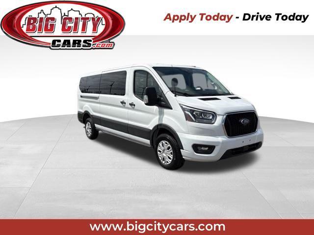 Ford Transit 350 Wagon Low Roof XLT w/Sliding Pass. 148-in. WB 2023