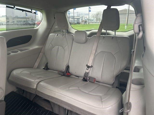 Chrysler Pacifica Touring-L 2021