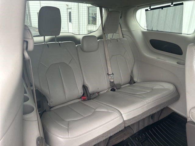 Chrysler Pacifica Touring-L 2021