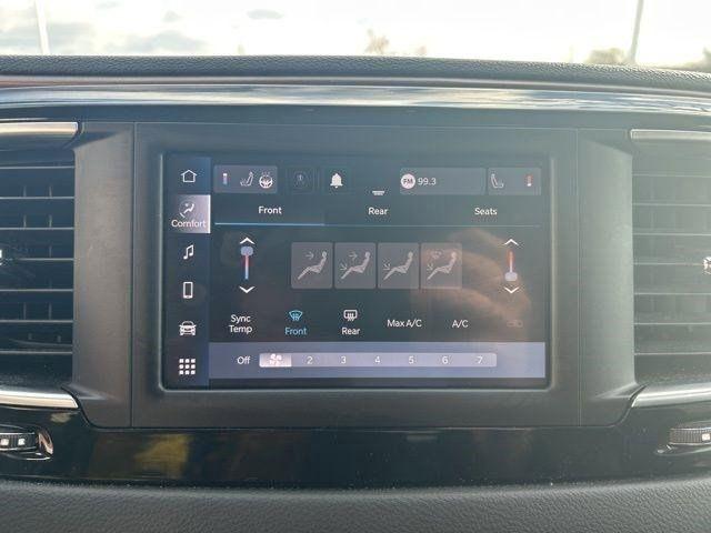 Chrysler Voyager LX 2023