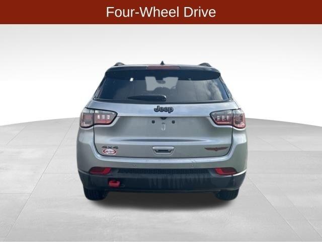 Jeep Compass Trailhawk 2023