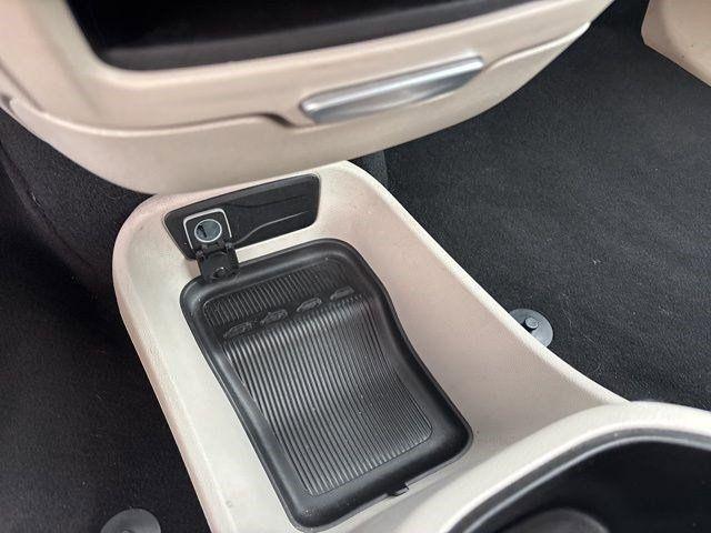 Chrysler Pacifica Touring L 2023