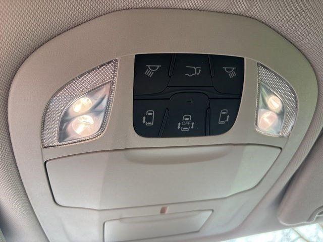 Chrysler Pacifica Touring L 2023