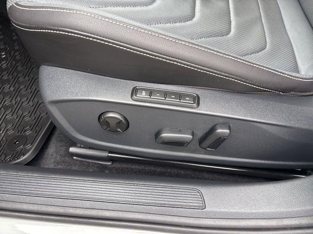 Volkswagen Jetta SEL 2025