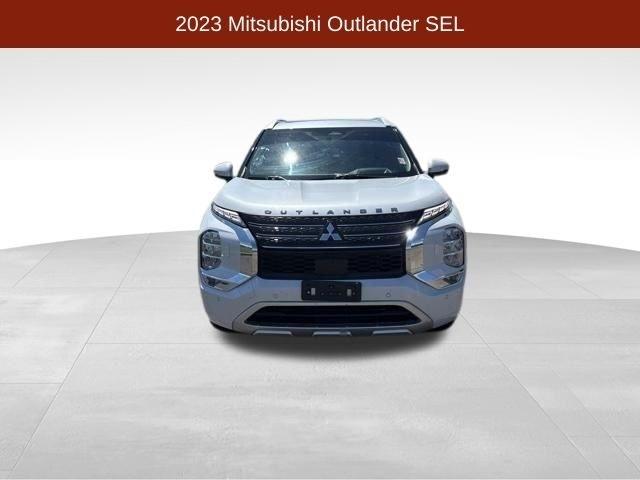 Mitsubishi Outlander SEL 4WD 2023