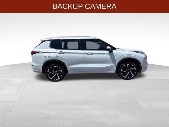 Mitsubishi Outlander SEL 4WD 2023