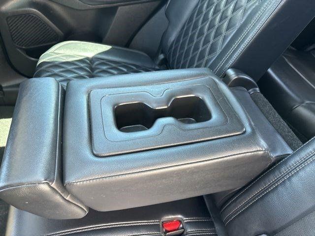 Mitsubishi Outlander SEL 4WD 2023