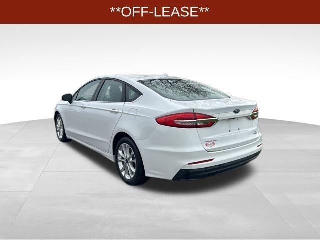 Ford Fusion Hybrid SE 2020