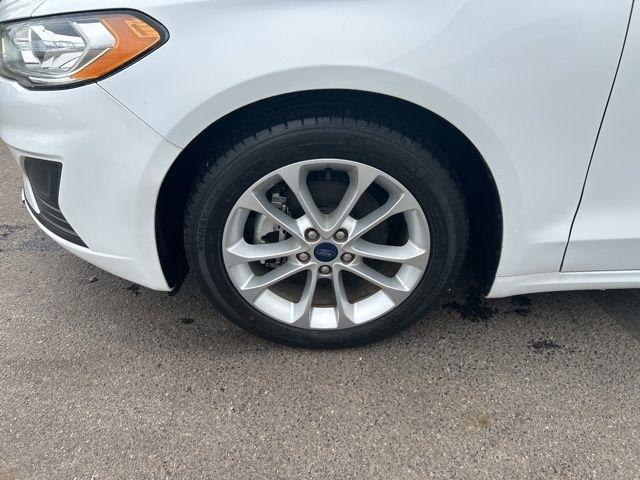 Ford Fusion Hybrid SE 2020