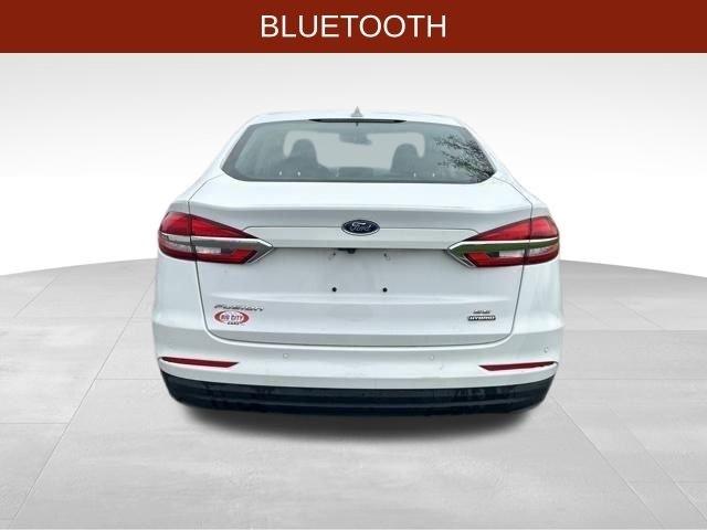 Ford Fusion Hybrid SE 2020