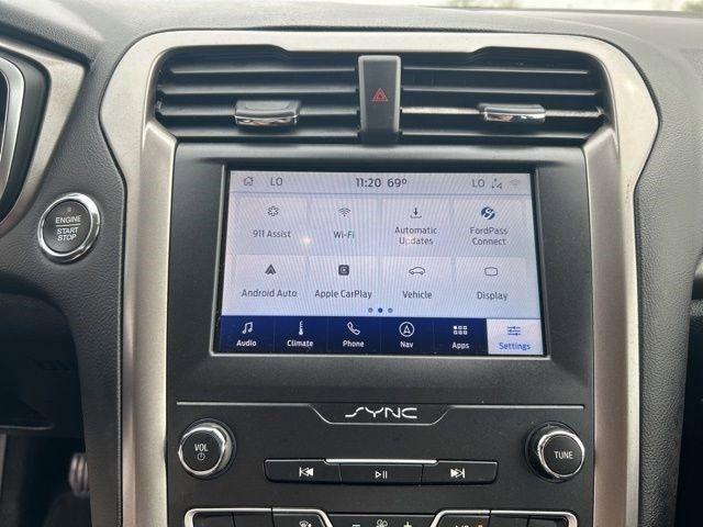 Ford Fusion Hybrid SE 2020