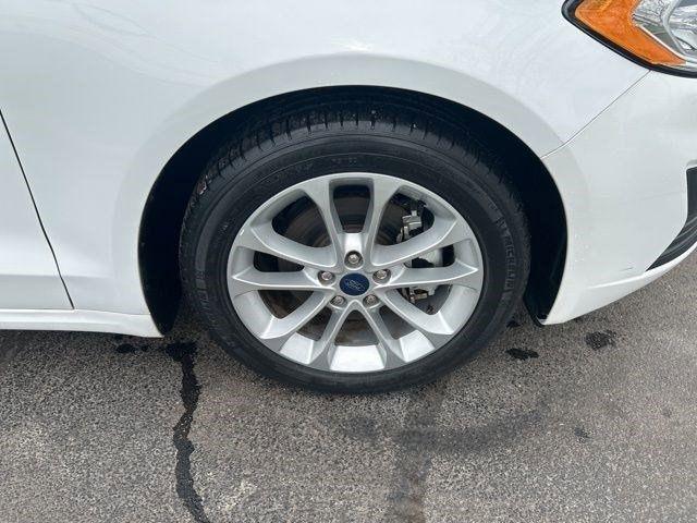 Ford Fusion Hybrid SE 2020