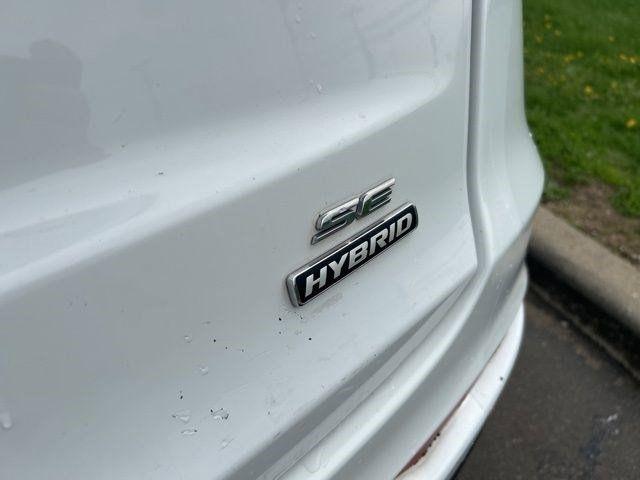 Ford Fusion Hybrid SE 2020