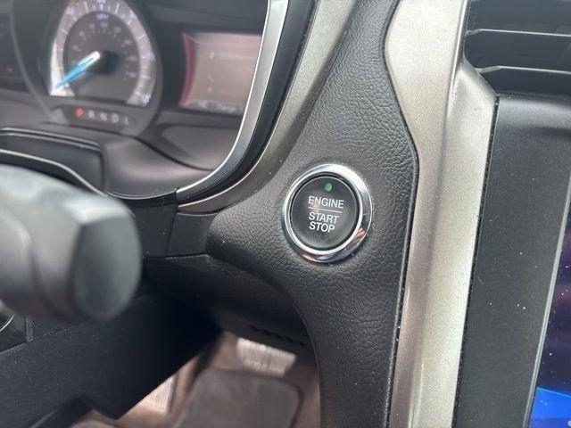 Ford Fusion Hybrid SE 2019