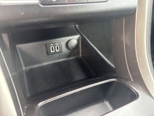 Ford Fusion Hybrid SE 2019