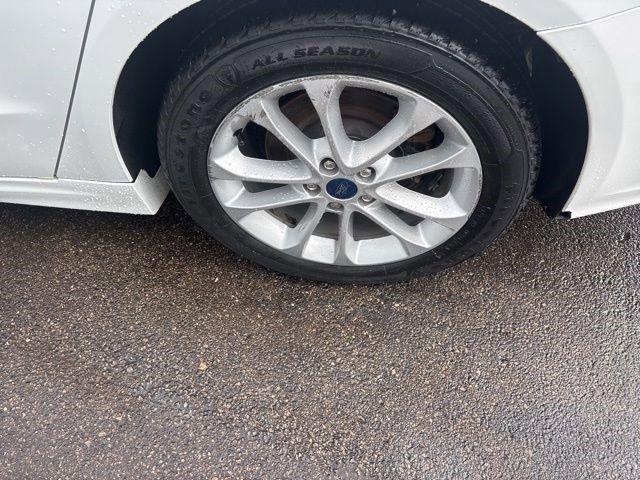 Ford Fusion Hybrid SE 2019