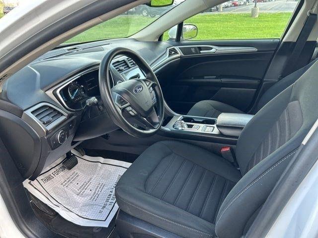 Ford Fusion Hybrid SE 2020