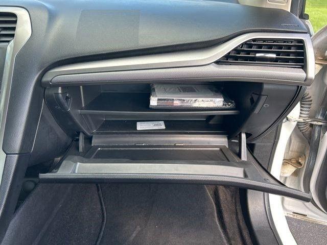 Ford Fusion Hybrid SE 2020