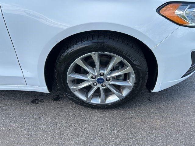 Ford Fusion Hybrid SE 2020