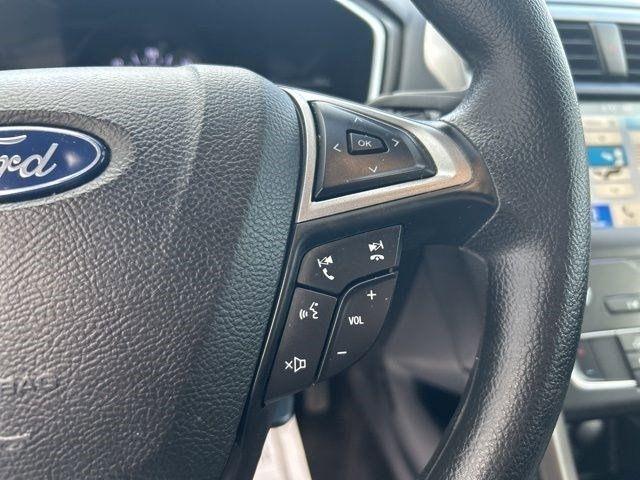 Ford Fusion Hybrid SE 2019